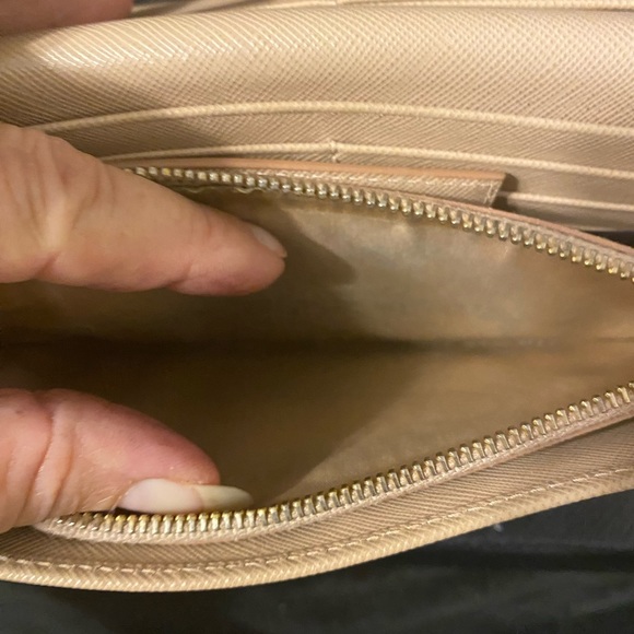 PRADA Saffiano Fiocco Wallet w/box COA - Picture 11 of 16